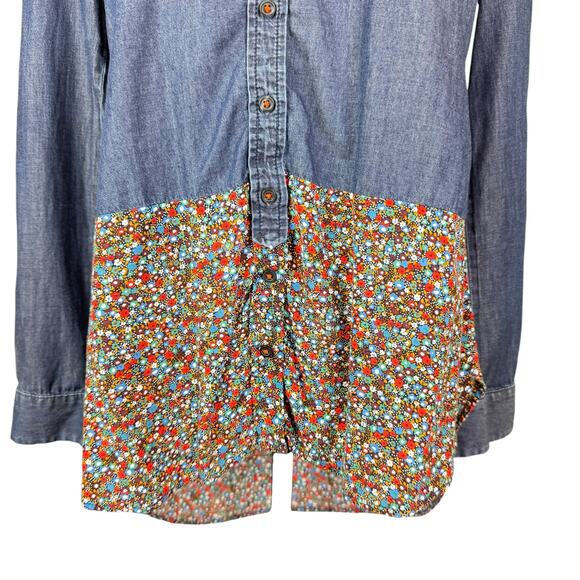 Postmark Anthropologie Flora-Spliced Chambray Floral Button Up Long Sleeve Top - Picture 6 of 10